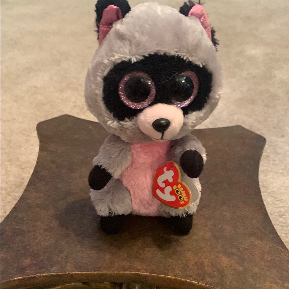 TY Beanie Boos Rocco Pink and Gray Raccoon Plush Birthday February 27th